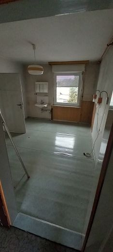 Sanierungsbedürftiges Reihenmittelhaus mit Nebengelass und Garage – Foto 7