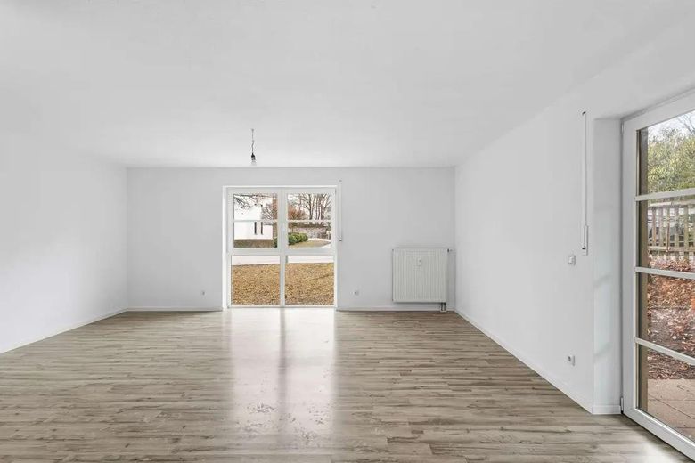 Appartamento di 2 locali appena ristrutturato con terrazza in posizione top al Galgenberg – Ess- & Wohnbereich