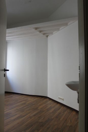 5R-Whg. 115 qm maßgeschneidert für die große Familie | Unit 3.1.1 – Zimmer3 Galerie & Waschbecken