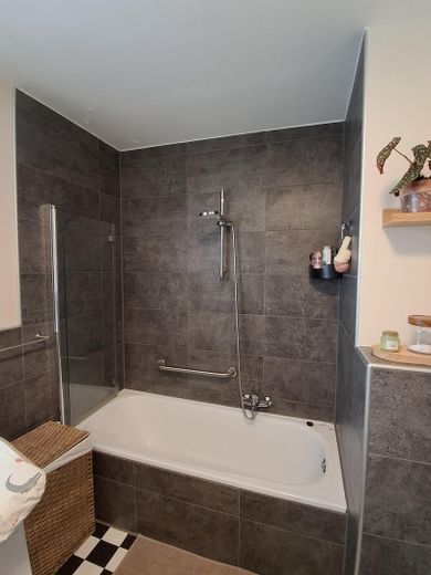 Uitstekend onderhouden 3-kamerappartement met mooi uitzicht – Foto 13