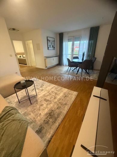 Appartement entièrement meublé de 2 pièces avec grande loggia & place de parking en sous-sol à Schwabing – e6378ebb5fa3780978a5861304b90a5368877a9f.jpg