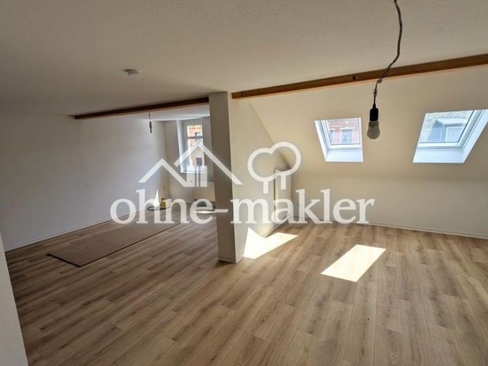 Eigentumswohnung Maisonette 5 Schlafräume, große Wohnküche und 2 Bäder – Foto 1