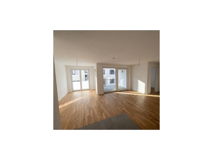 Ideal für Paare oder kleine Familien: 3-Zimmer-Wohnung – Wohn - und Esszimmer mit Zuga…