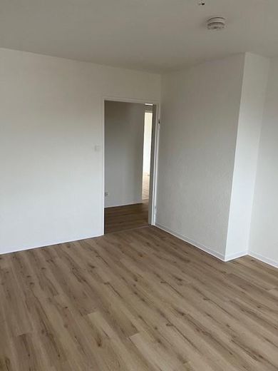 Zimmer 2 (2/2)