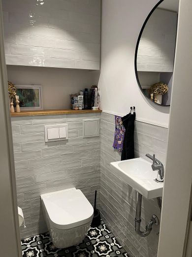 Esclusivo appartamento maisonette di 4,5 locali con giardino a Meerbusch Büderich – Gäste-WC