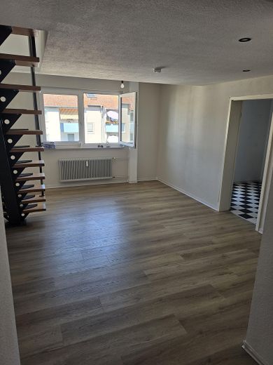 Abitazione maisonette di 4 locali inondata di luce con vista panoramica – senza provvigione, da privato – Eingangsbereich (Esszimmer)