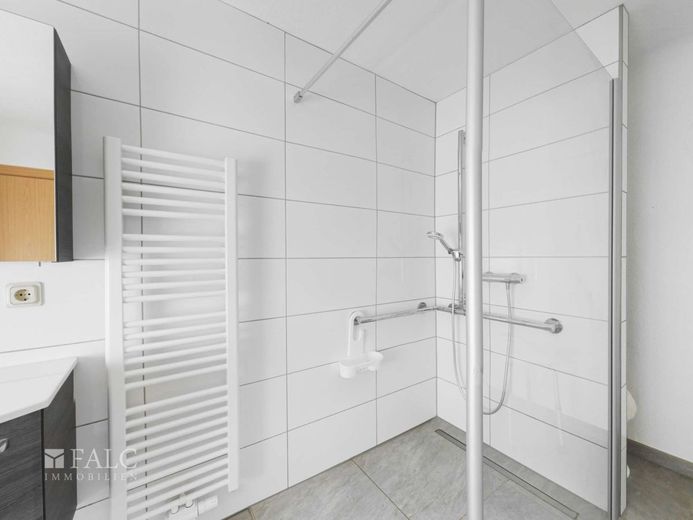 Familienfreundliches Handwerkerhaus mit Potenzial nahe Erfurt – Bad_2