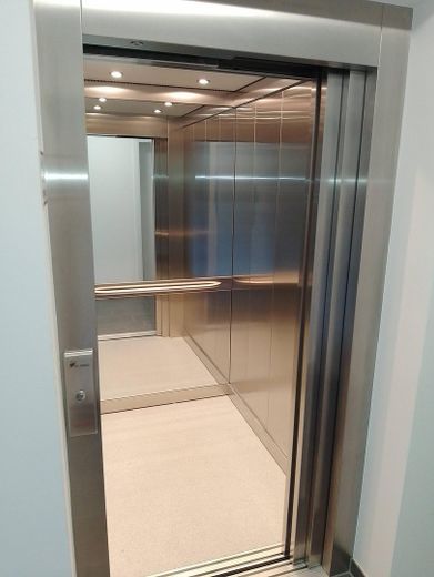 Aufzug zur Tiefgarage