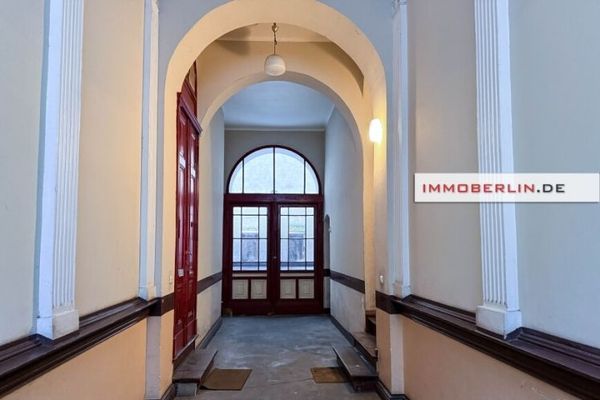 IMMOBERLIN.DE - Solides Investment in gefragter Lage! Wohnung mit Gewerbeeinheit
