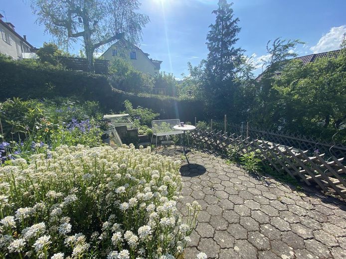 Sonnige 3 Zimmer-Wohnung in Halbhöhenlage mit Weitblick auf Stuttgart – Garten