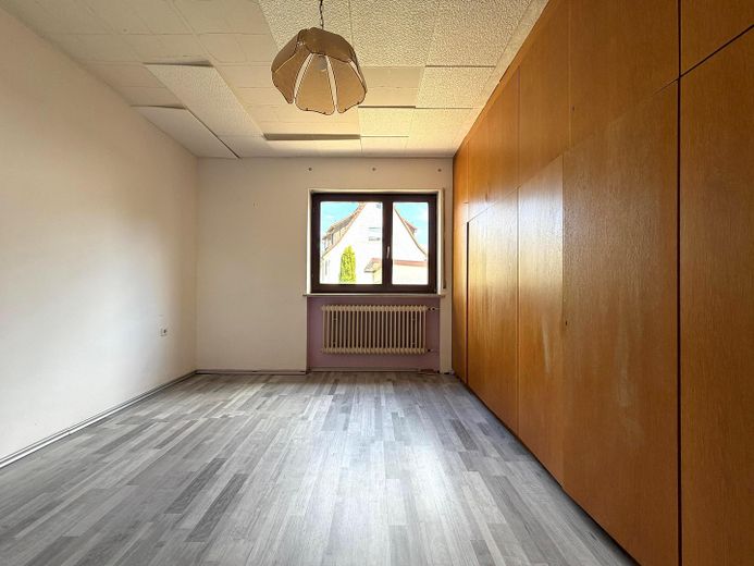 Doppelhaus mit 2 Doppelhaushälften * in Feucht – Foto 5