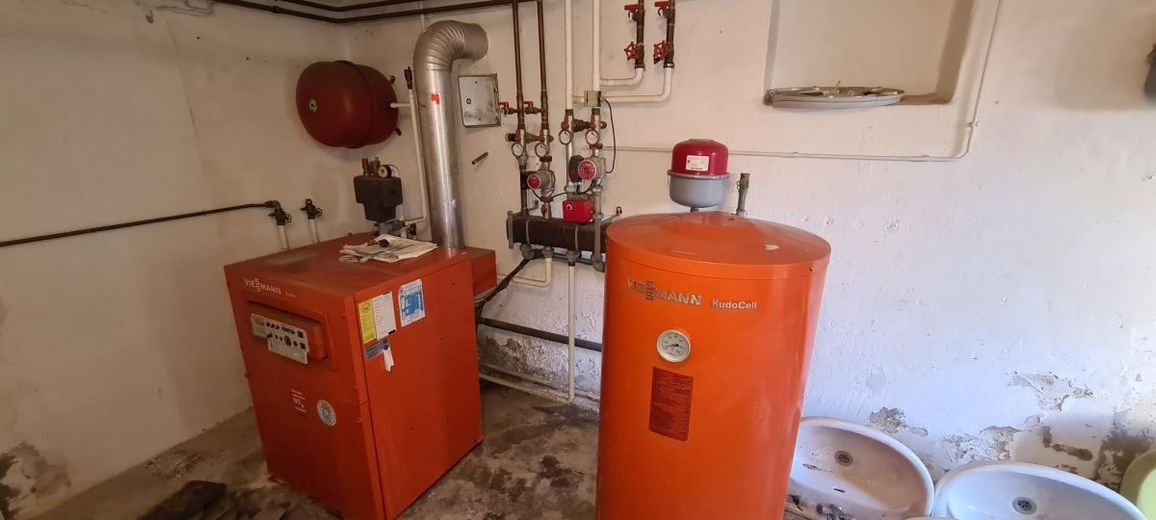 Schönes Mehrfamilienhaus-Sanierungsobjekt mit Garten, Brunnen, Stellplätzen – 20211029_140140