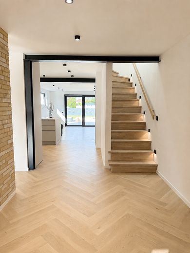 Treppe echte Kalk-Eiche