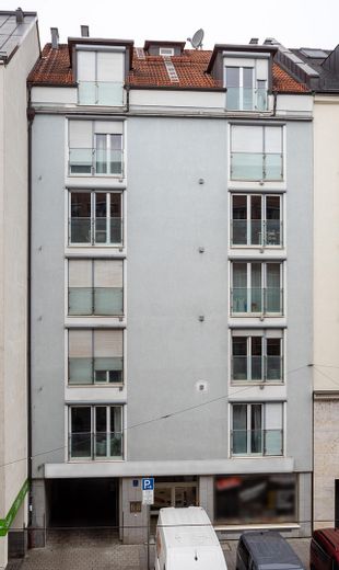 TOP MÜNCHEN-CITY -  MAXVORSTADT – Straßenansicht