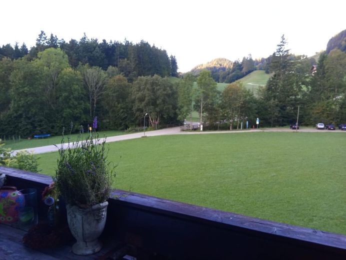 Dieses herrliche Apartment in Aschau-Sachrang wartet auf Sie – Blick vom Balkon