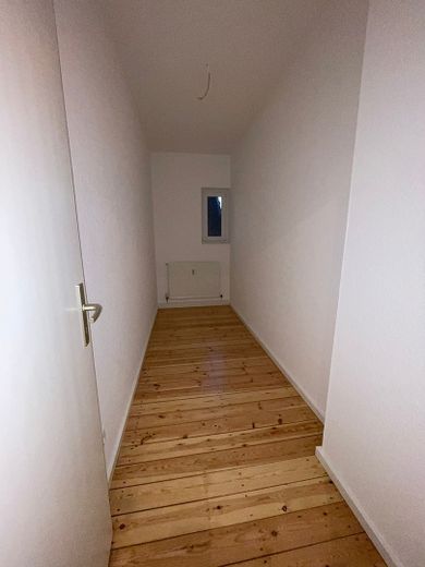 Erstbezug nach Kernsanierung – Traumhafte 3-Zimmer-Wohnung mit großem Balkon, Garten und Top-Anbindung – Foto 13