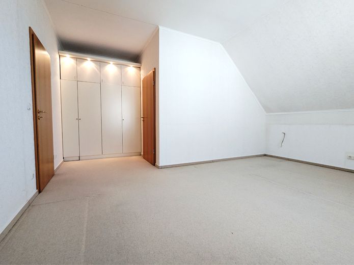 OG Schlafzimmer 1