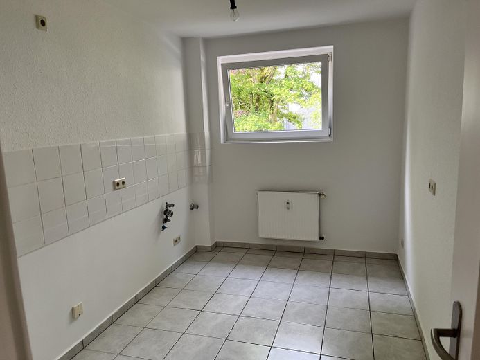 Top renovated 2-room apartment with balcony, car parking space - ready to move in immediately – Foto 10
