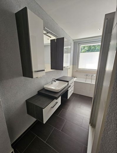 Wie neu! Sanierte 3 -Zimmerwohnung im Erdgeschoss. OHNE MAKLER – Bild 14