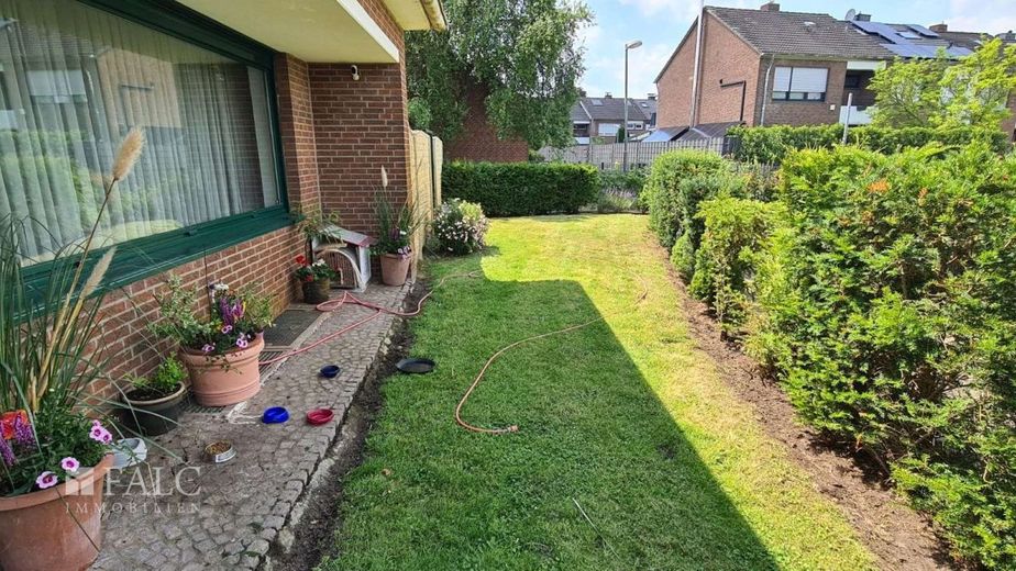 Familien Herzlich Willkommen - ruhiges Wohnen in Wesel – Vorgarten