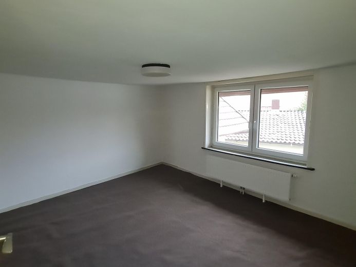 Wohnhaus-Scheune und Stall in Rollshausen – Foto 3
