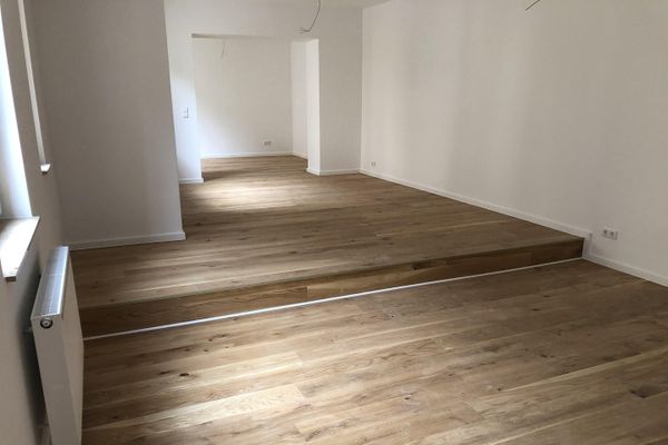 Stilvoll kernsaniertes Altbau-Loft