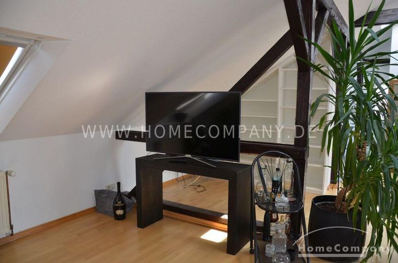 Sehr schöne 2 Zi.-Wohnung im 3. OG mit Dachterrasse. In der Nähe zur Uni, komfortable Wohnung mit KFZ-Stellplatz vor der Tür. – 530bd27a3eaab98e72773f638d8ce0dc7aa1117c.jpg