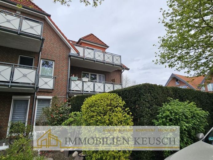 Preis reduziert - Helle 3 Zimmerwhg mit Sonnenbalkon, zusätzlich Ausbaumöglichkeit im DG, Parkplatz – Foto 1