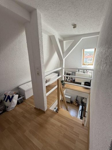 Charmante 2,5-kamerwoning op een centrale locatie in Stuttgart West – Zimmer am Aufgang