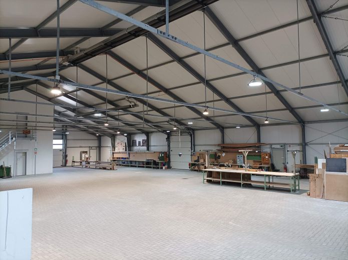 Blick in große Halle