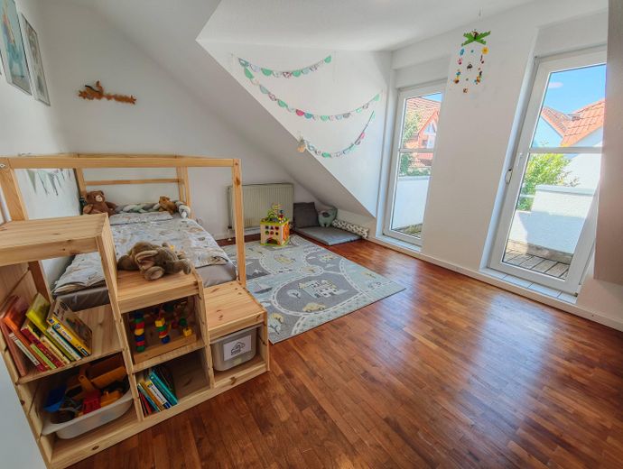 Kinderzimmer (1. OG)