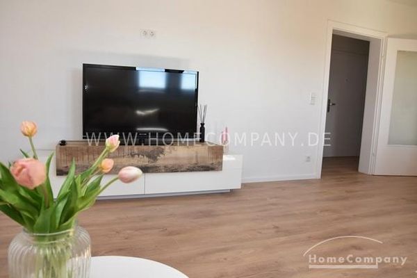 Bothfeld-Lahe-Isernhagen_Süd, Newly furnished 2-bedroom apartment for 1-4 people in Bothfeld.