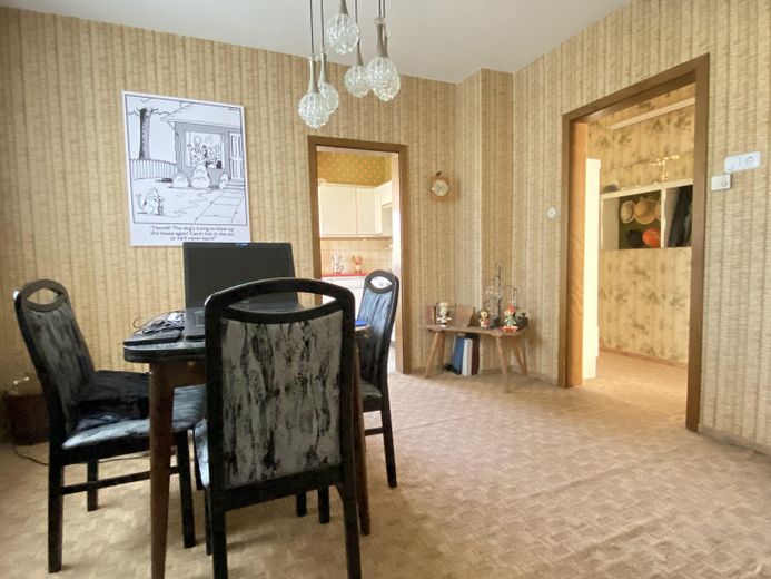 Zweifamilienhaus mit zwei Garagen auf 899qm Grundstück – Foto 13
