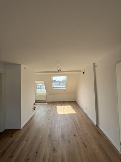 Tolle Loft/Galeriewohnung - neu renoviert - wunderschön! – Zimmer