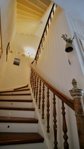 Treppenhaus EG nach OG