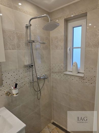 Exklusives Reihenmittelhaus – Bad-EG-Bild2