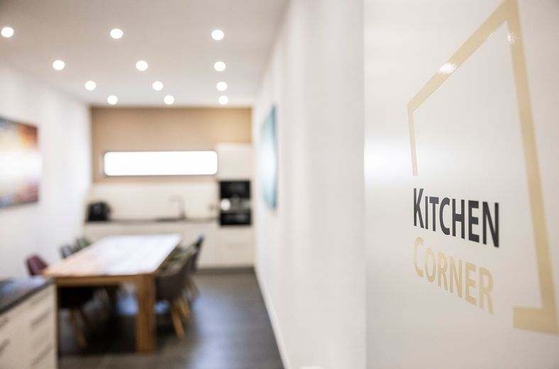 Postazioni di lavoro moderne in ambienti eleganti - Ideali per ufficio, sala trattamenti e molto altro – Kitchen Corner