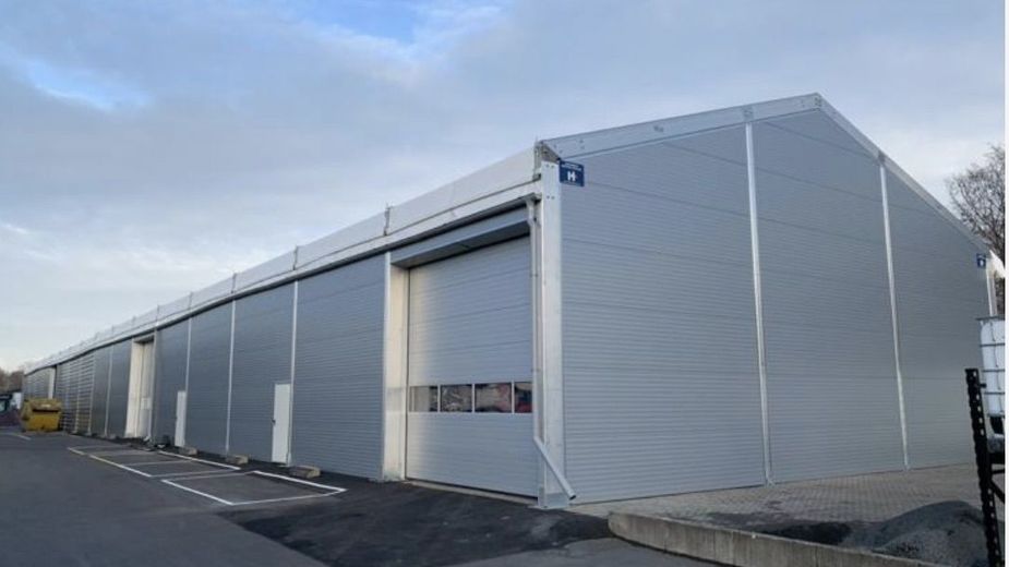 Halle zu vermieten - hohe Deckenhöhe - Industriepark Horhausen ab sofort frei! Lager/ Werkstatt! – Fläche vor der Halle