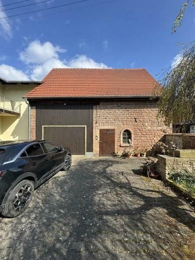 BIETERVERFAHREN - Ausblick - endlose Weite - höchste Gemeinde der Pfalz - großz. Haus - 1 oder 2 WE! – 7 Hof mit Scheune Garage und Stall