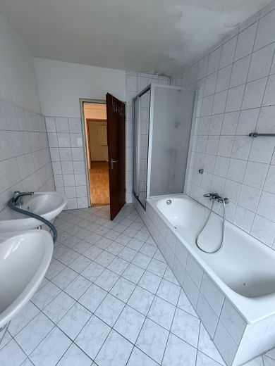 Großzügige 5-Zimmer-Wohnung mit Balkon - umfassend renoviert. – Foto 11