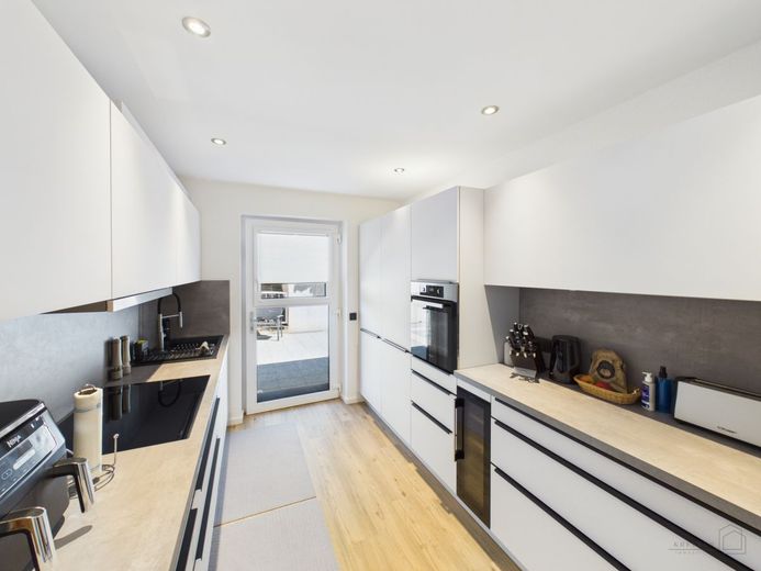 Exklusives Architektenhaus in Bisten-Überherrn – Bild 12