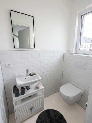 2023 yapımı dubleks · bağımsız ev girişi · balkon · 3 oda · mobilyalı mümkün – Fotoğraf 11