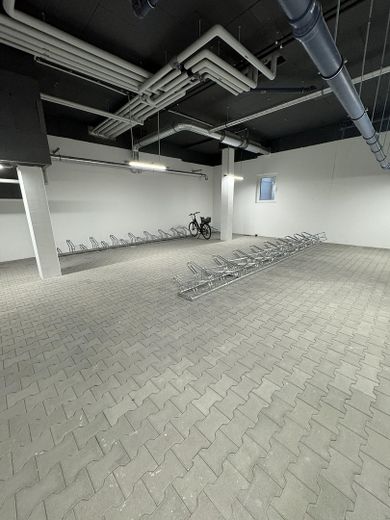 Penthouse met 2 dakterrassen | Campbell, Heidelberg | Direct te betrekken | 2 parkeerplaatsen in de ondergrondse parkeergarage – Fahrradraum