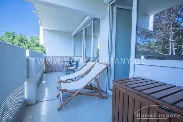Appartamento di 3 locali pronto per essere abitato con arredamento nuovo e balcone