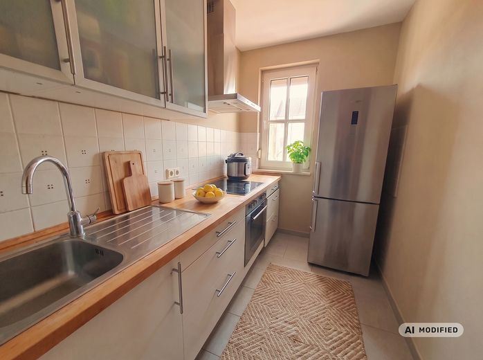 Luminoso appartamento di 2 locali con balcone esposto a sud – parzialmente arredato, 3° piano con ascensore a Gostenhof – Küche Neu