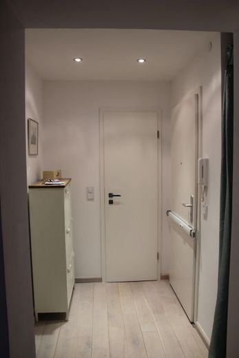 Exclusive Wohnung Maxvorstadt am Königsplatz – Flur mit Wohnungseingang