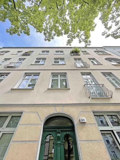 Un chez-soi au charme de l’ancien – rénové avec style dans le quartier de Flora – Hausansicht
