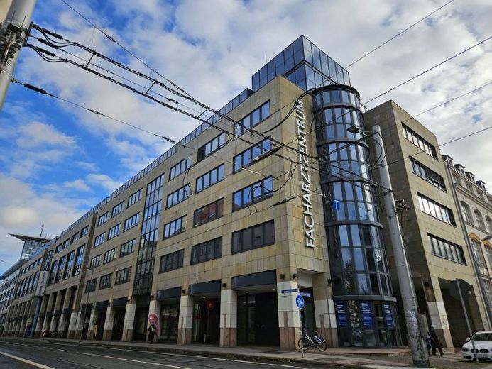 Moderne Arbeitswelten in zentraler Top-Lage – Foto 1