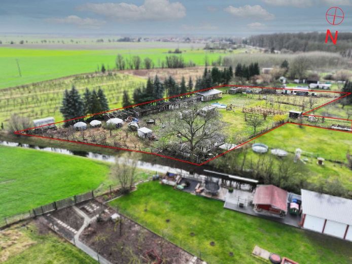 Luftaufnahme Garten