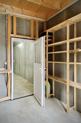 Lager/Werkstatt neben Garage
